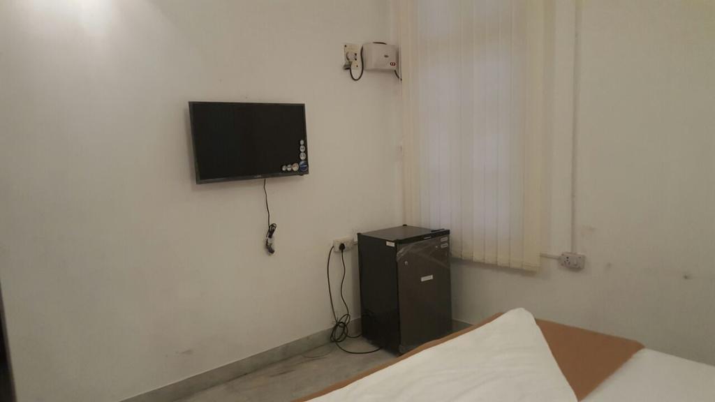 Park Banjara Guest House Hyderabad Exterior photo